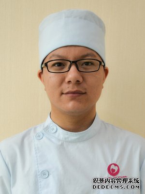 杨巍，爱齿尔口腔权威正畸专家